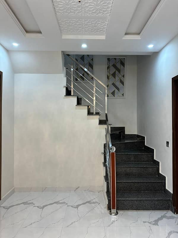 5 Marla Brand New Lavish house For Sale Direct Meeting With Owner In Park View City Lahore. 10