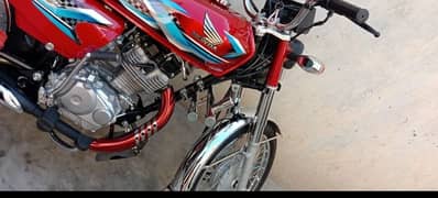 Honda 125. . . . condition 10/10 0