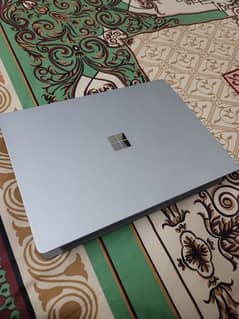 microsoft surface laptop 2 i5 8th generation