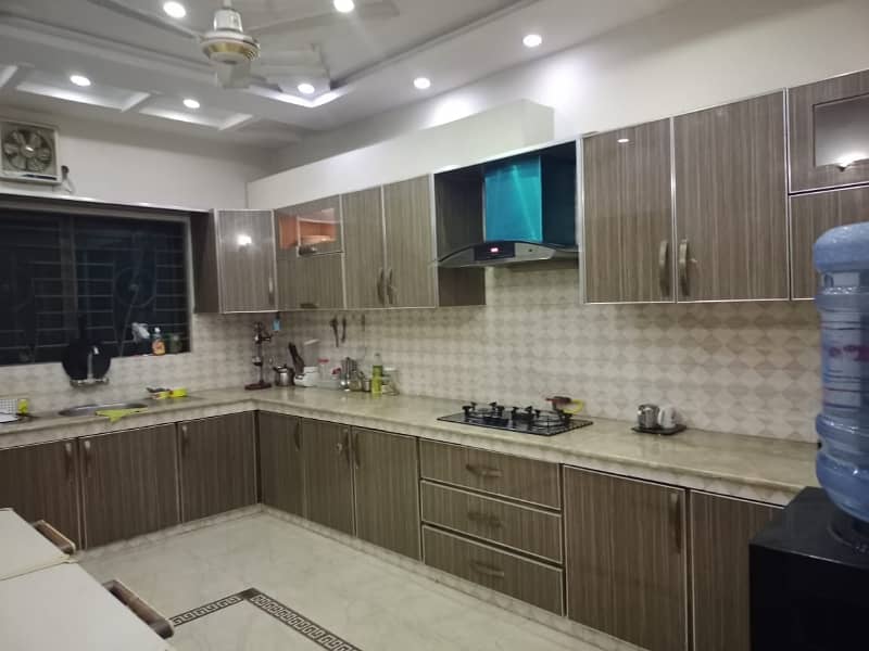 knaal 3bed upper portion for rent in dha phase 4 0