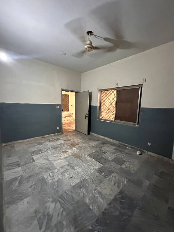 VIP LOCATION BACHELOR FLAT FOR RENT LOCATION JAN COLONY CHAKLALA SCHEME 3 0