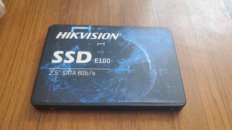 HIKVISION E100 128GB SSD 0