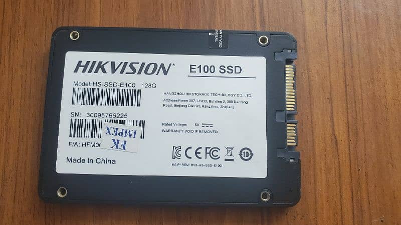 HIKVISION E100 128GB SSD 1