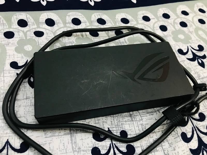 Asus Rog Zephyrus M16 Gaming Laptop 9
