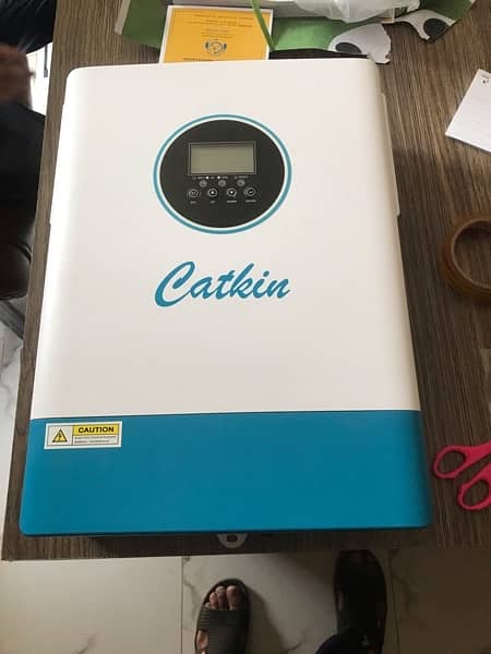 CAT 5.5KW Off Grid Hybrid Inverter 3