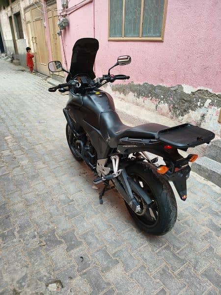 Honda CBX 400 2014 efi 11