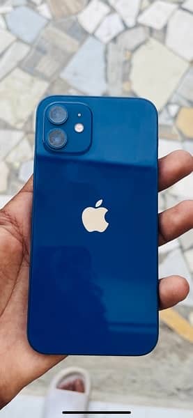 iPhone 12 64 gb,blue clr, 85 BH , waterpack , non pta 2