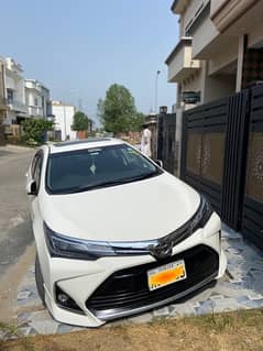 Toyota Altis Grande 2021/22 balck room