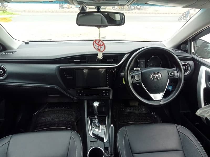 Toyota Altis Grande 2021 balck room 1