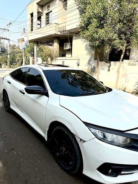 Honda Civic Oriel 2017 3