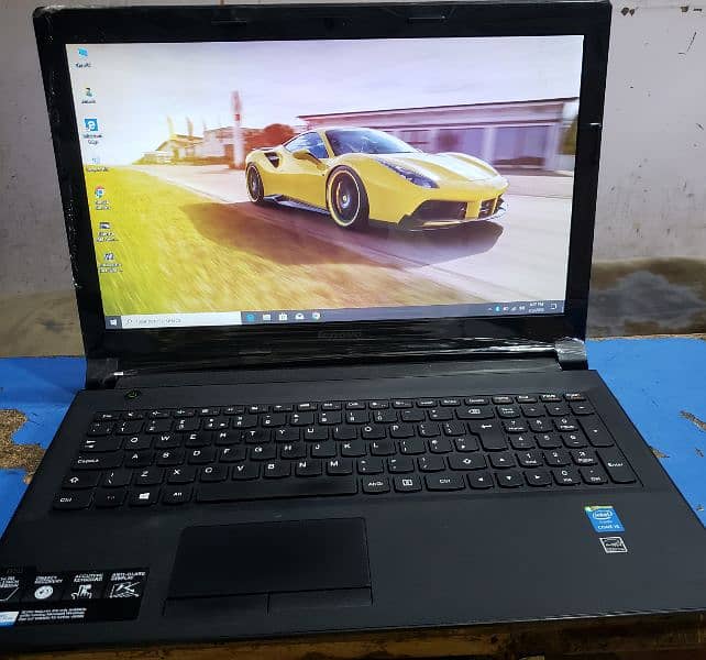 Lenovo Intel Core i5 Ultra Slim Laptop 10/10 4