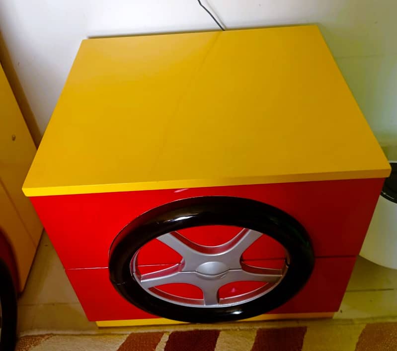 Kids Car-Themed Single Bed with Side Table 5