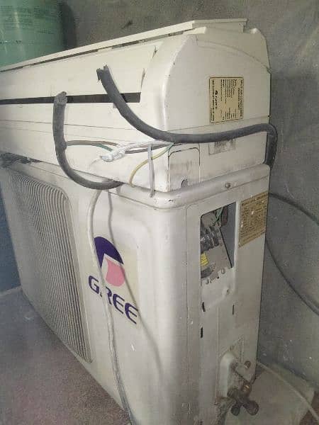 AC one ton for sale 2