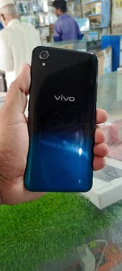 vivo y1s