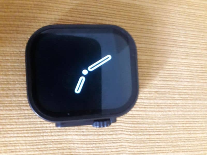 i9 ultra smartwatch for urgent sell in 2500 rupees and only 10 day use 9