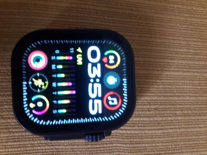 i9 ultra smartwatch for urgent sell in 2500 rupees and only 10 day use 10