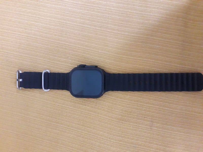 i9 ultra smartwatch for urgent sell in 2500 rupees and only 10 day use 16