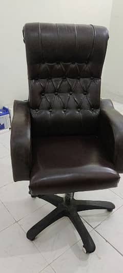 Office Boss Chairs