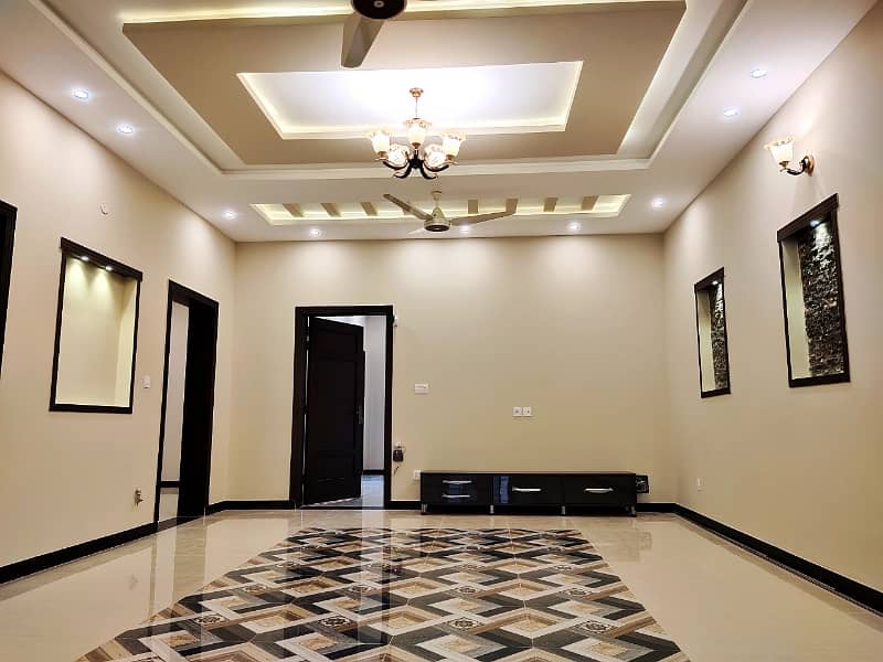 Brand New 10 Marla House Available In Bahria Town Phase 3 For Sale 9