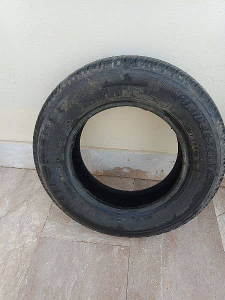 bridgestone tubeless Tyre available for sale 4
