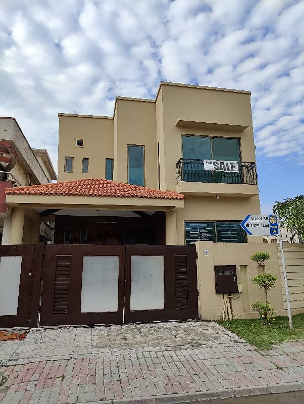 Idyllic House Available In Bahria Town Phase 4 For sale 3