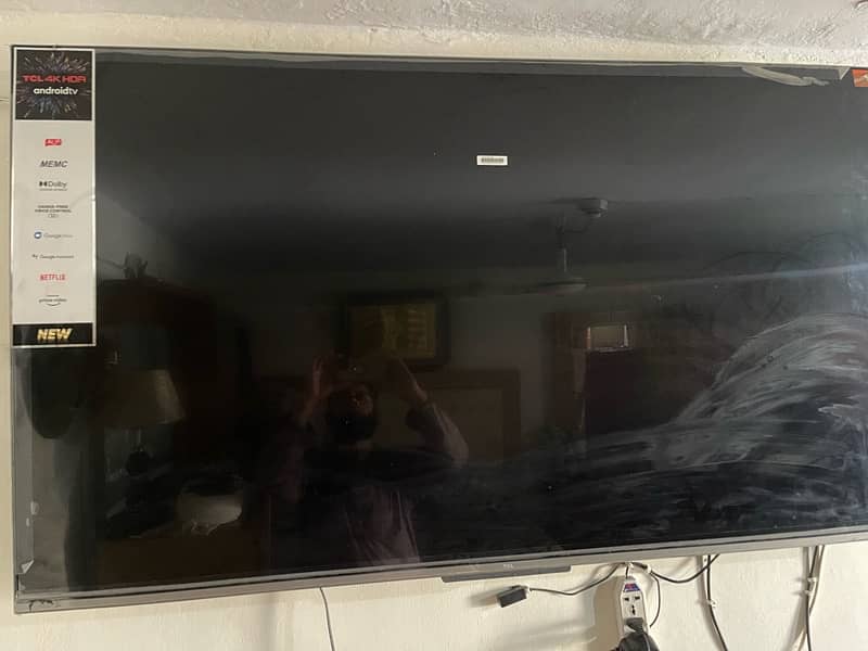 TCL led 4K Ultra Hd for sale conditions 10 by 10 13