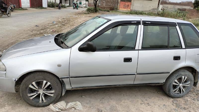 Suzuki Cultus VXL 2004 2