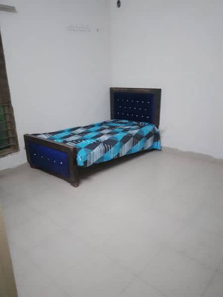 1 bed apartment Available in johar town R 1 0