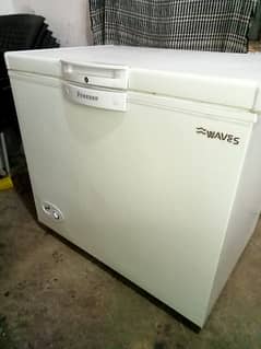 Waves Deep freezer in very good condition. 03185651253 my WhatsApp num