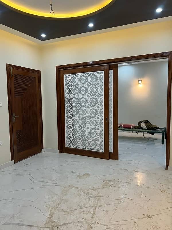 Prime Location House Sized 5 Marla Is Available For Sale In Sufiyan Garden 22