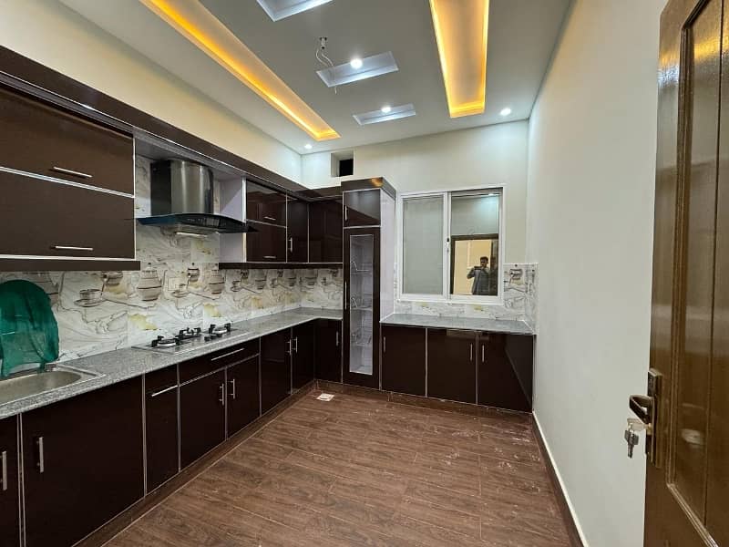 Centrally Located Prime Location House In Sufiyan Garden Is Available For Sale 18