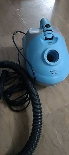 ikon brand vaccum cleaner