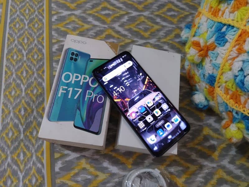OPPO F17 pro bilkul new fone hai box or charger Sath hai. only sale 0