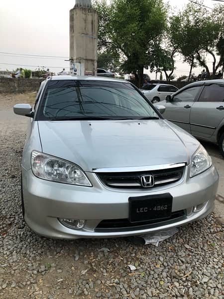 Honda Civic ferio 2004 4