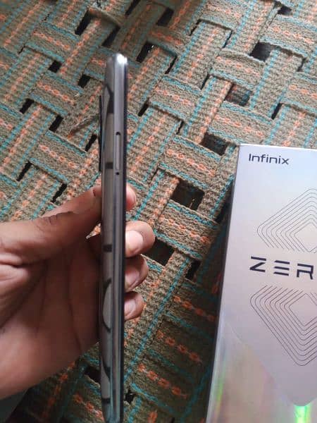 Infinix Zero 8i 3