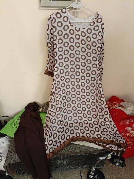 frocks and readymade dresses urgent sale 300/dress only 5