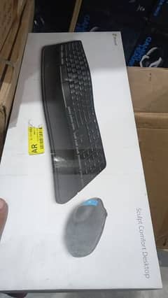 Microsoft Sculpt Comfort - Black - Wireless Keyboard and Mouse Combo