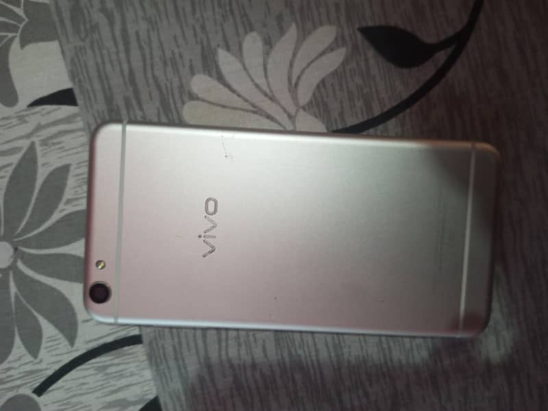 VIVO X7 1