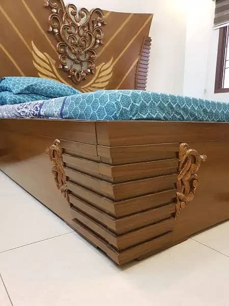 walnut bedroom set /with 2 single beds for sale in karachi 1