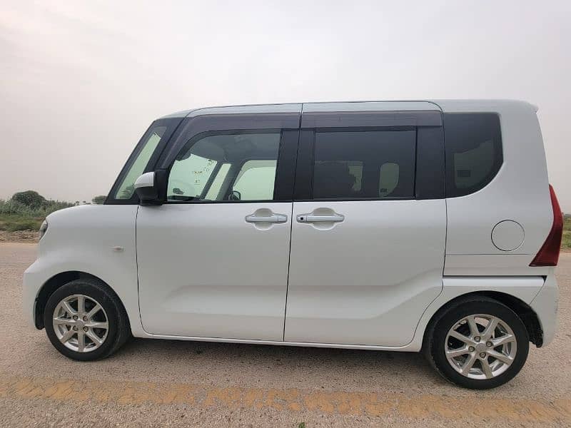 Daihatsu Tanto 2022 4