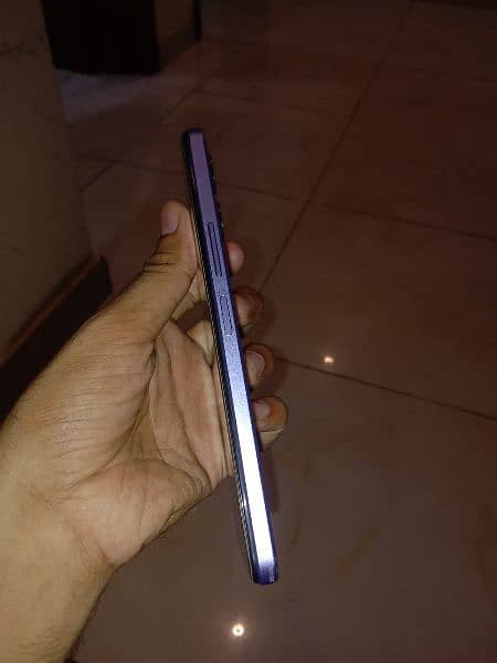 vivo 17s 3