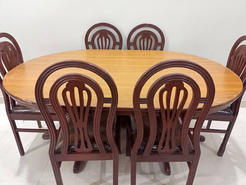 Dining table 6x chairs 3