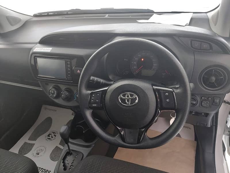 Toyota Vitz 2019 3