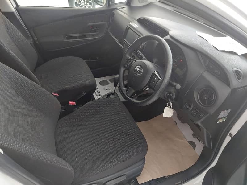 Toyota Vitz 2019 4