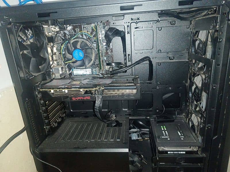 Gaming pc with 2k monitor 11