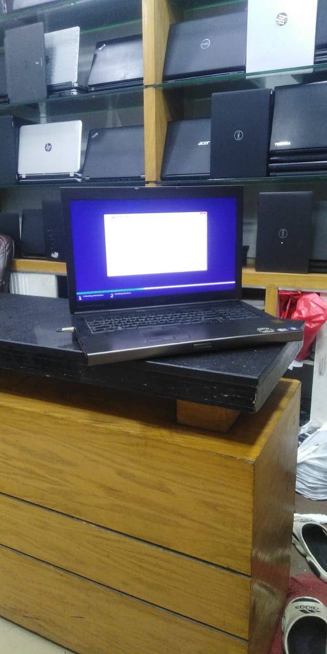 Dell Core i7 Workstation Laptop Precision m6600 0