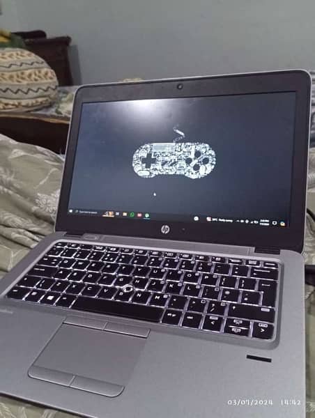 HP ELITEBOOK CORE i5 6th GENERATION IN GOOD CONDITION 1