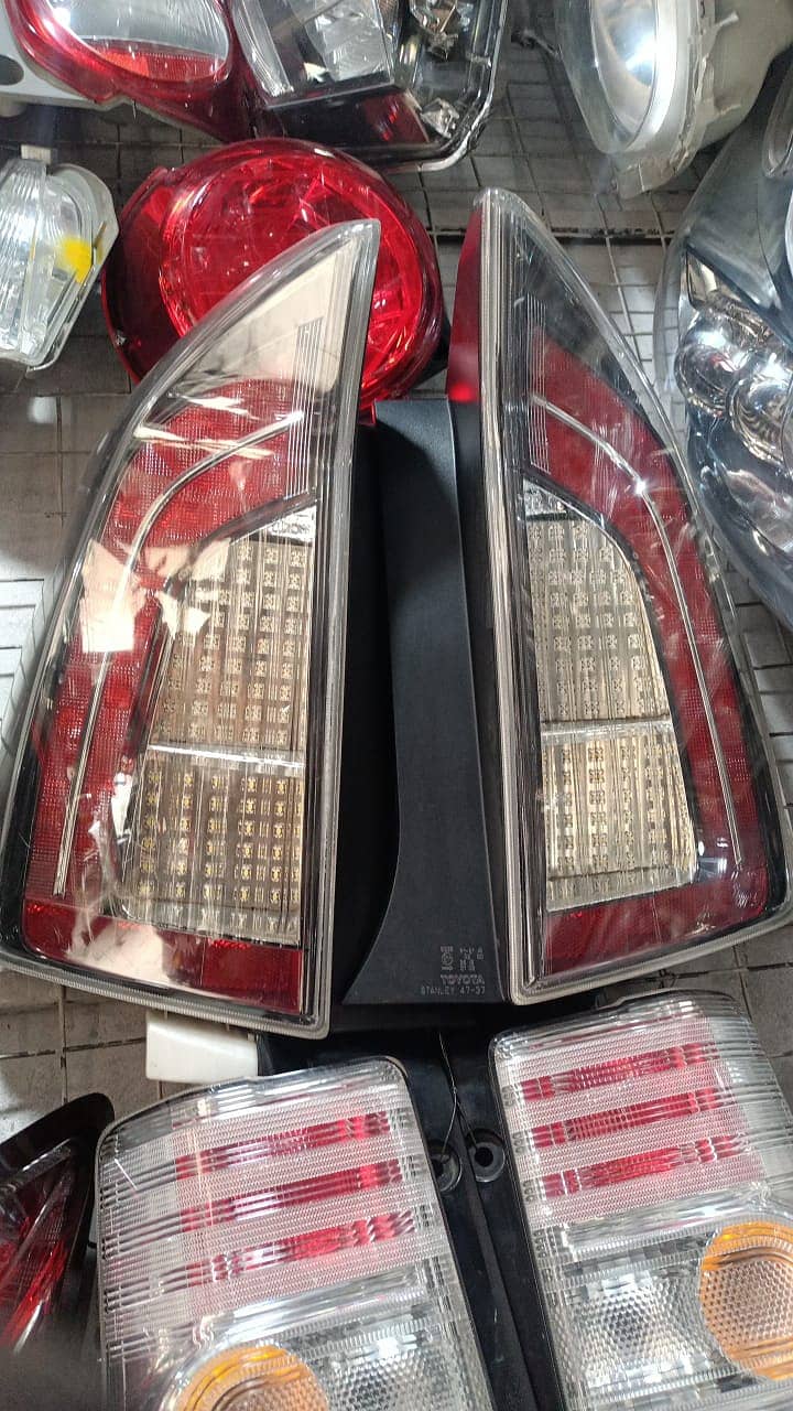 Honda City Bonnet Bumpers Grills Head Lights Side Mirrors 18