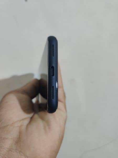 google pixel 4 with box 3