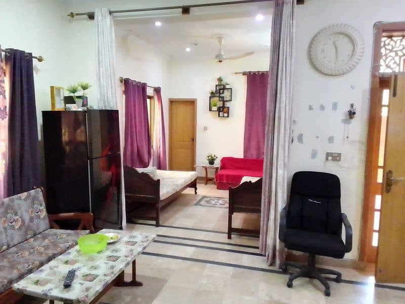 5Marla corner double plus half story for sale qutbal town 10